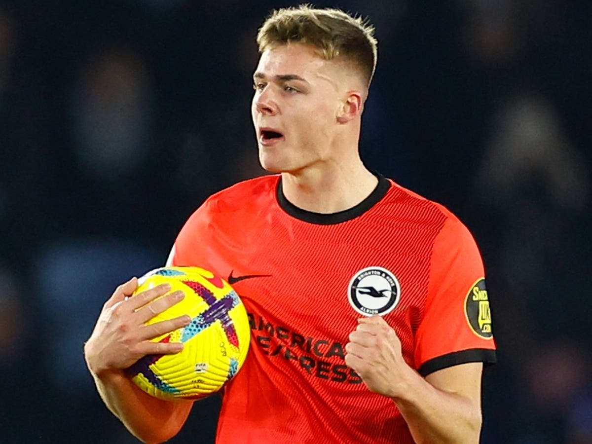 Evan Ferguson: Chelsea rival Tottenham for Brighton striker