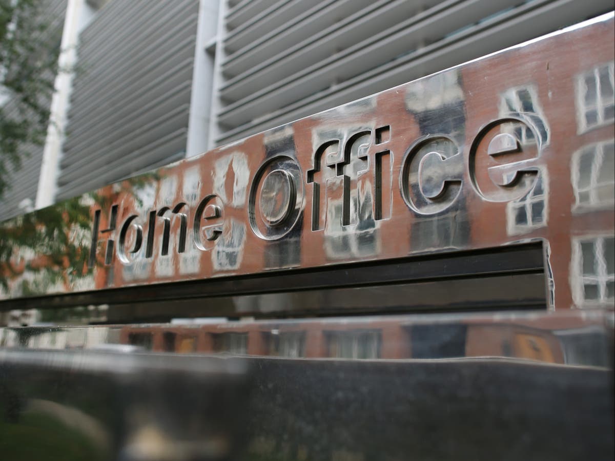 Home Office civil servants ‘told to stop using Times New Roman’ font Home Office civil servants ‘told to stop using Times New Roman’ font