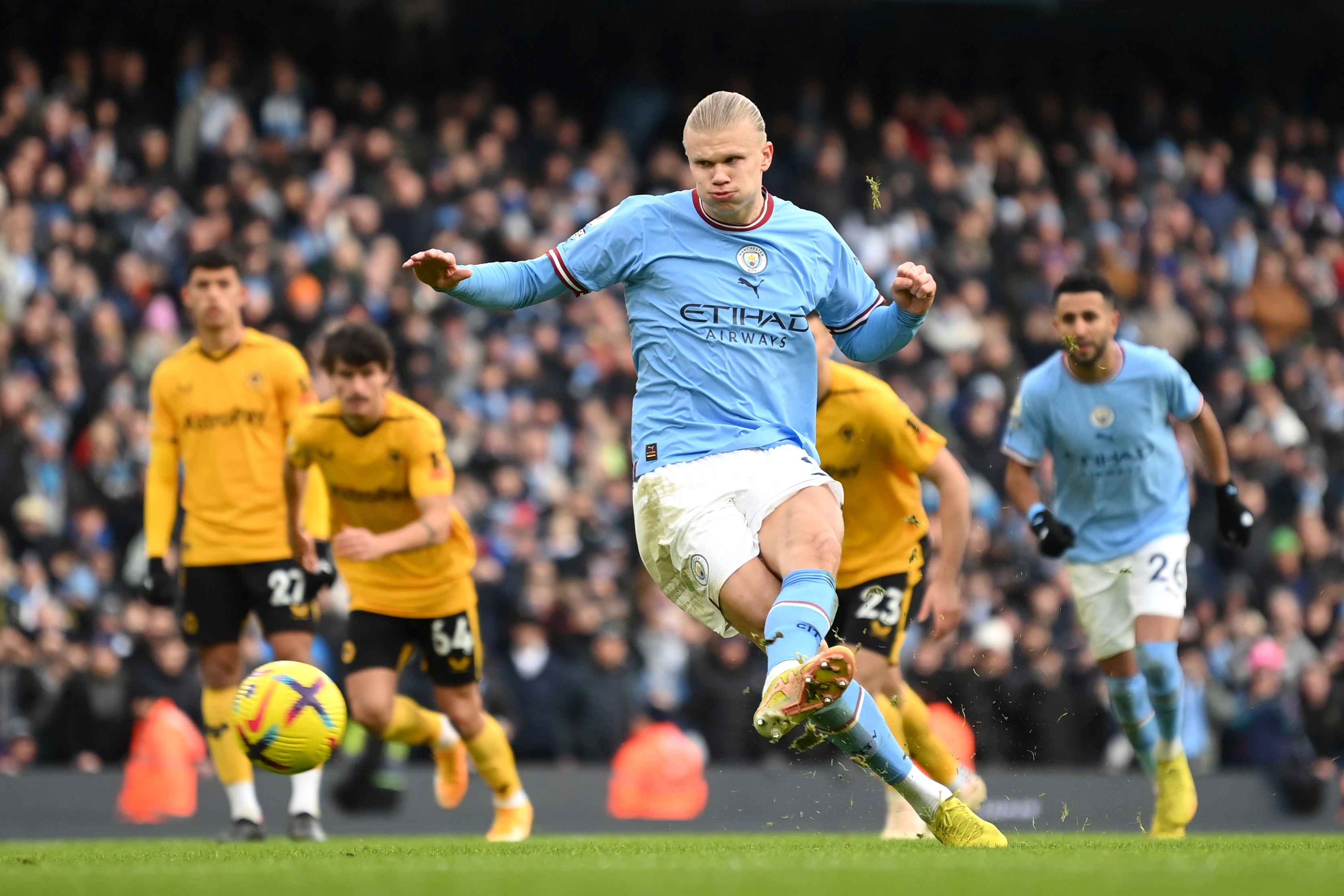 Manchester city and wolves