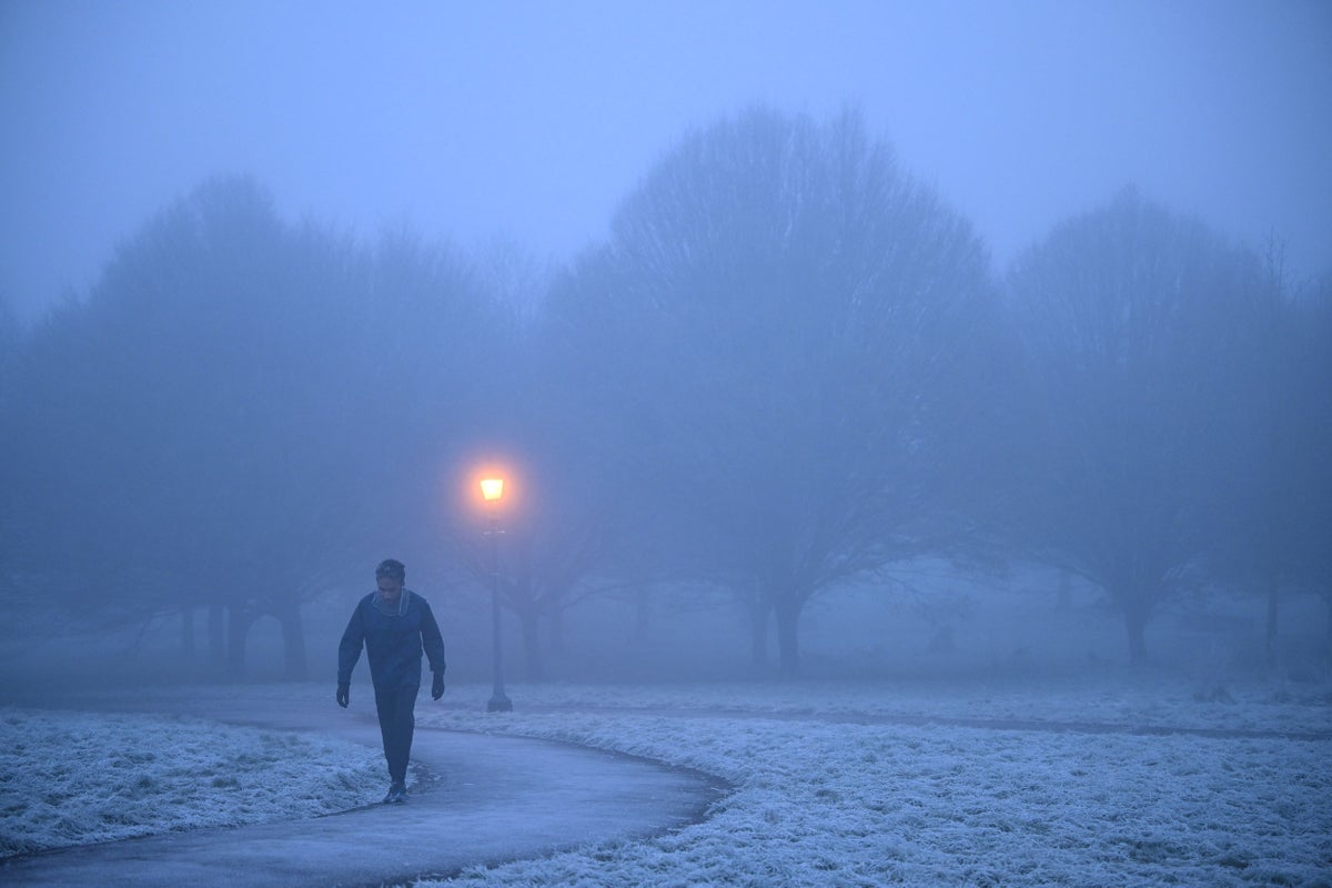 National Grid issues warning as UK braced for five days of snow and ice