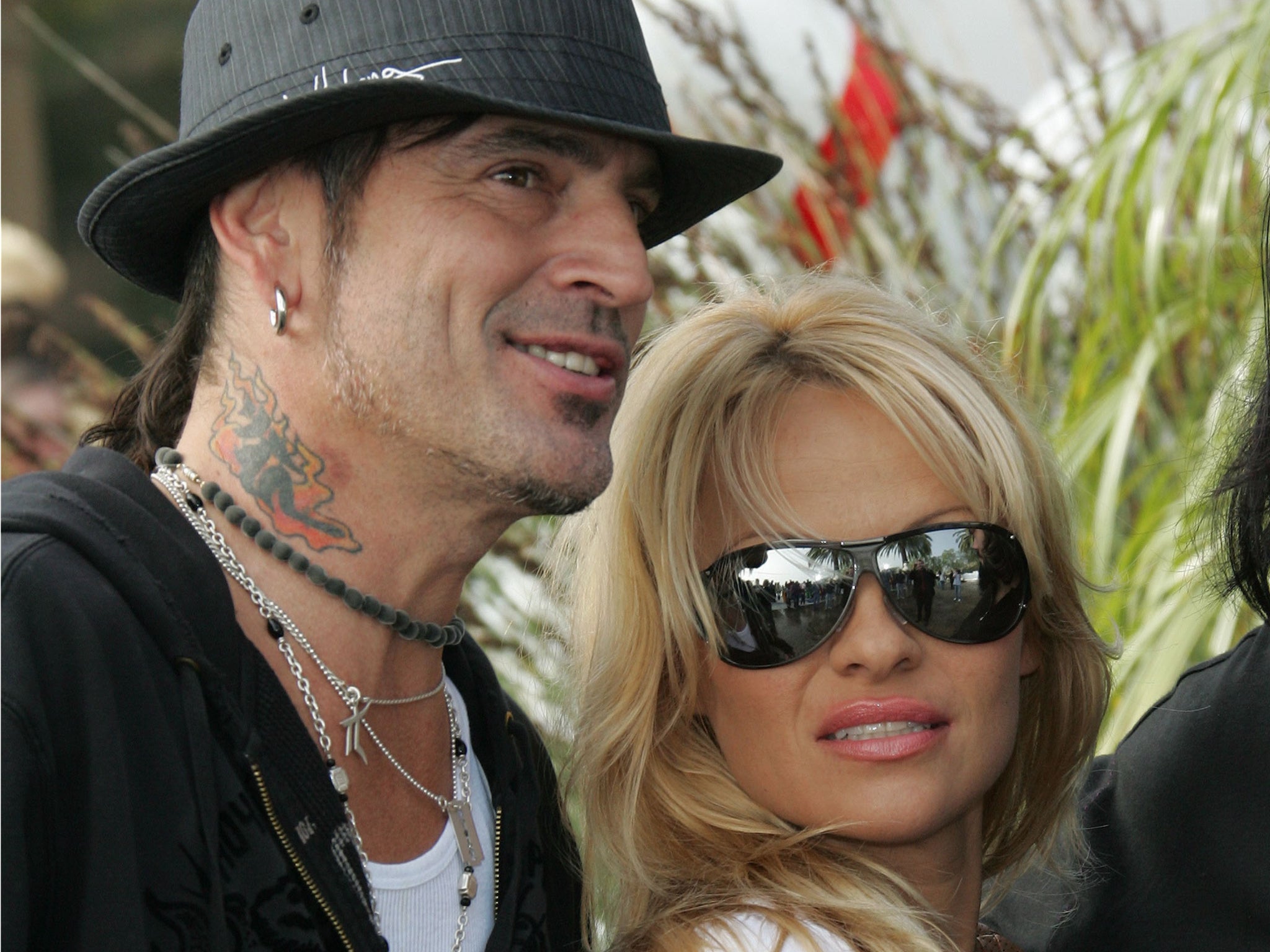 Anderson was married to Mötley Crüe musician Tommy Lee from 1995 to 1998