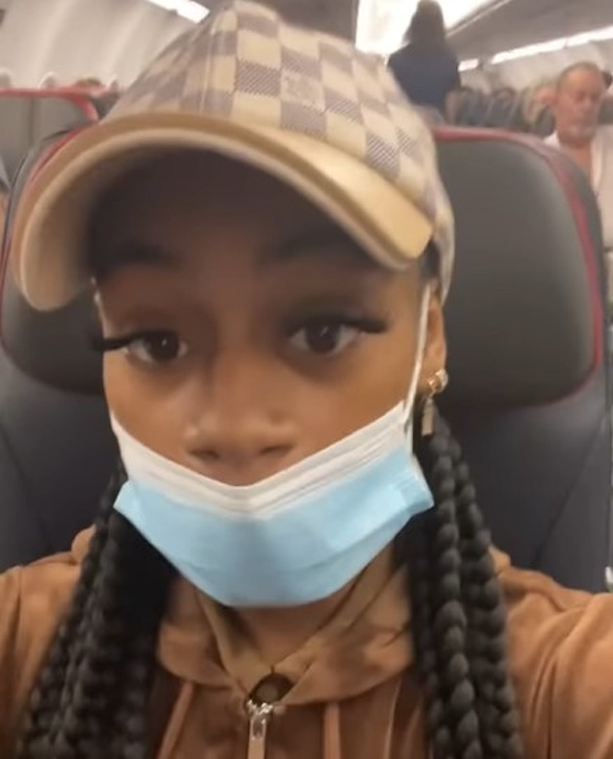 US athlete Sha’Carri Richardson removed from flight after she claims she was ‘harassed’ by flight attendant