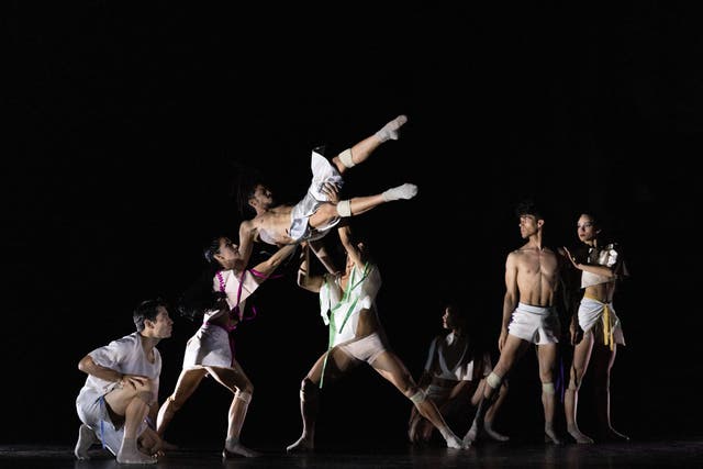 <p>Carlos Acosta’s dance company Acosta Danza  show off Cuban dance talent in ‘Spectrum’ </p>