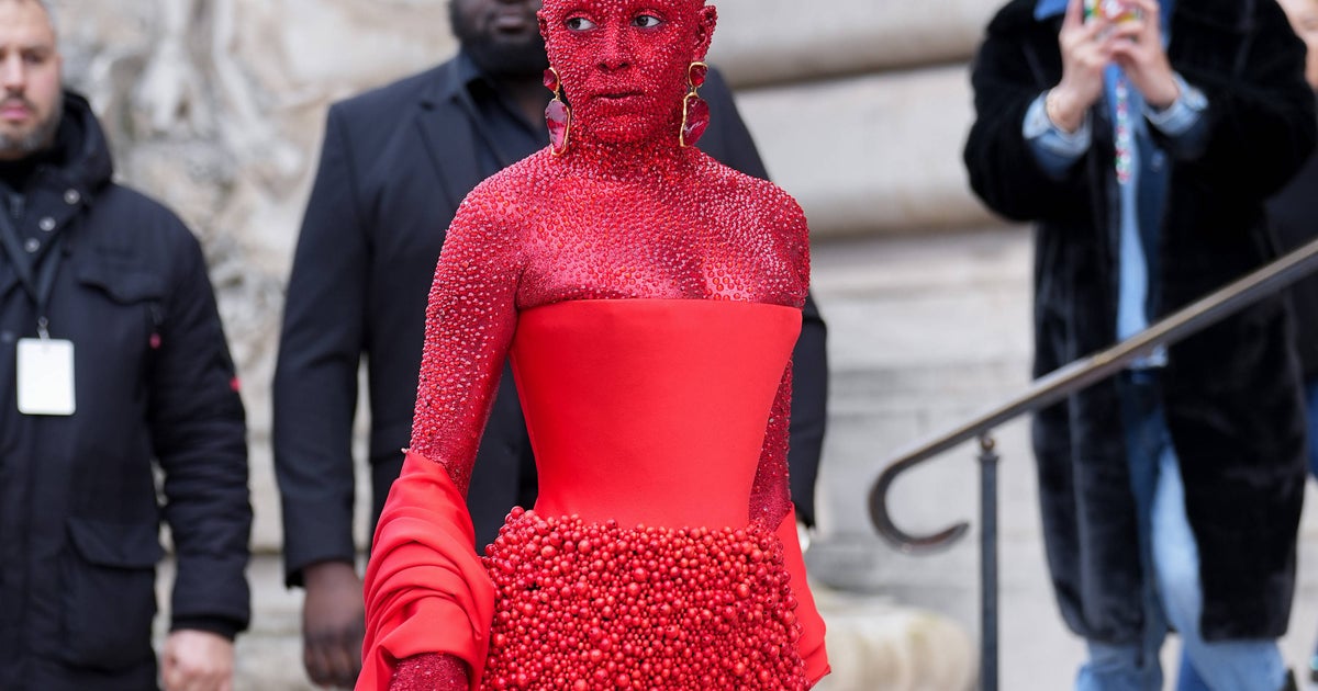doja cat red swarovski dress Doja Cat Swarovski Crystal Costume at Schiaparelli Haute Couture SS23