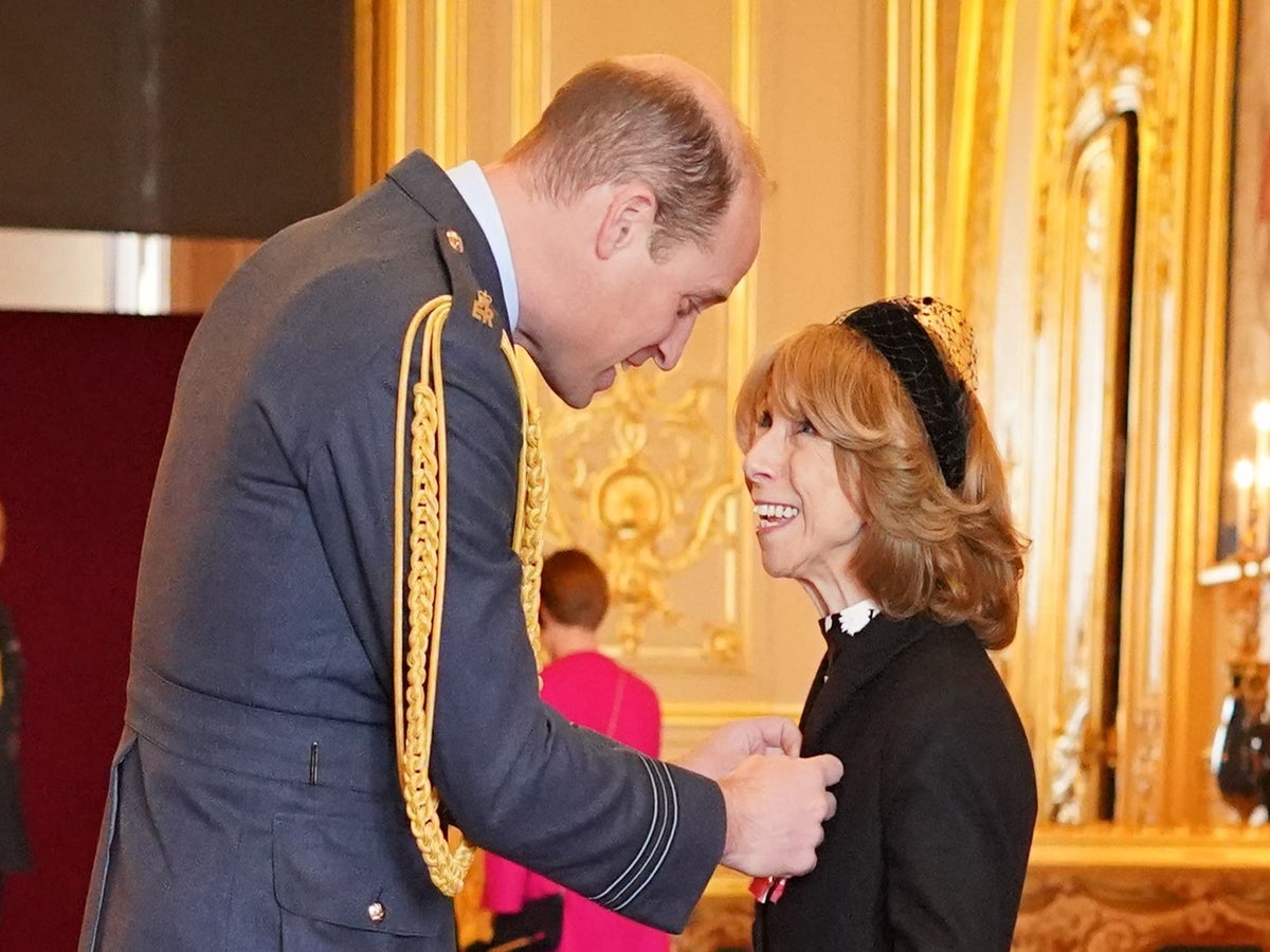 Collecting MBE 'very special', Coronation Street star Helen Worth says |  The Independent