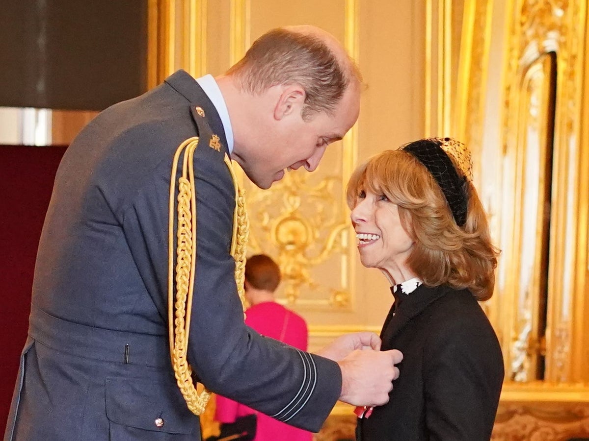 Collecting MBE 'very special', Coronation Street star Helen Worth says | The Independent