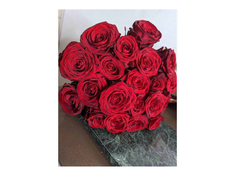 flowerbx red roses bouquet valentines day 2023