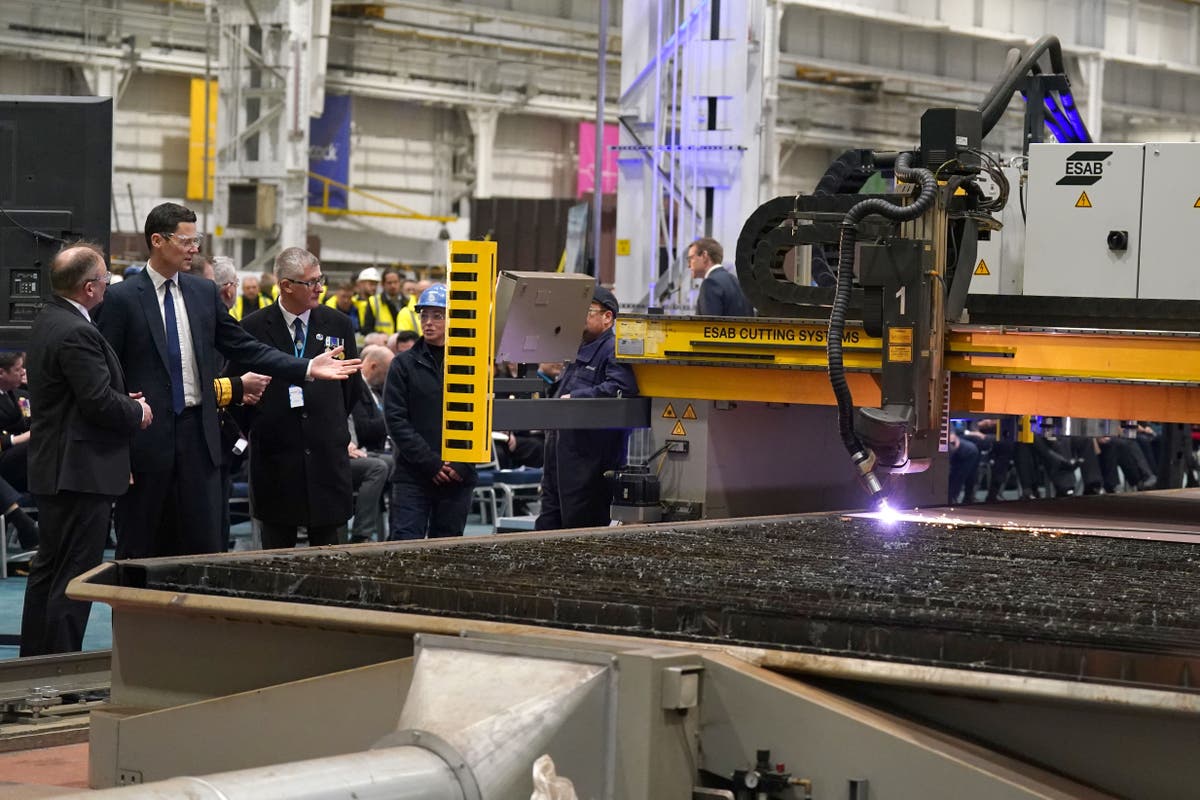 UK Government committed to building Type 31 frigates as steel is cut on new ship