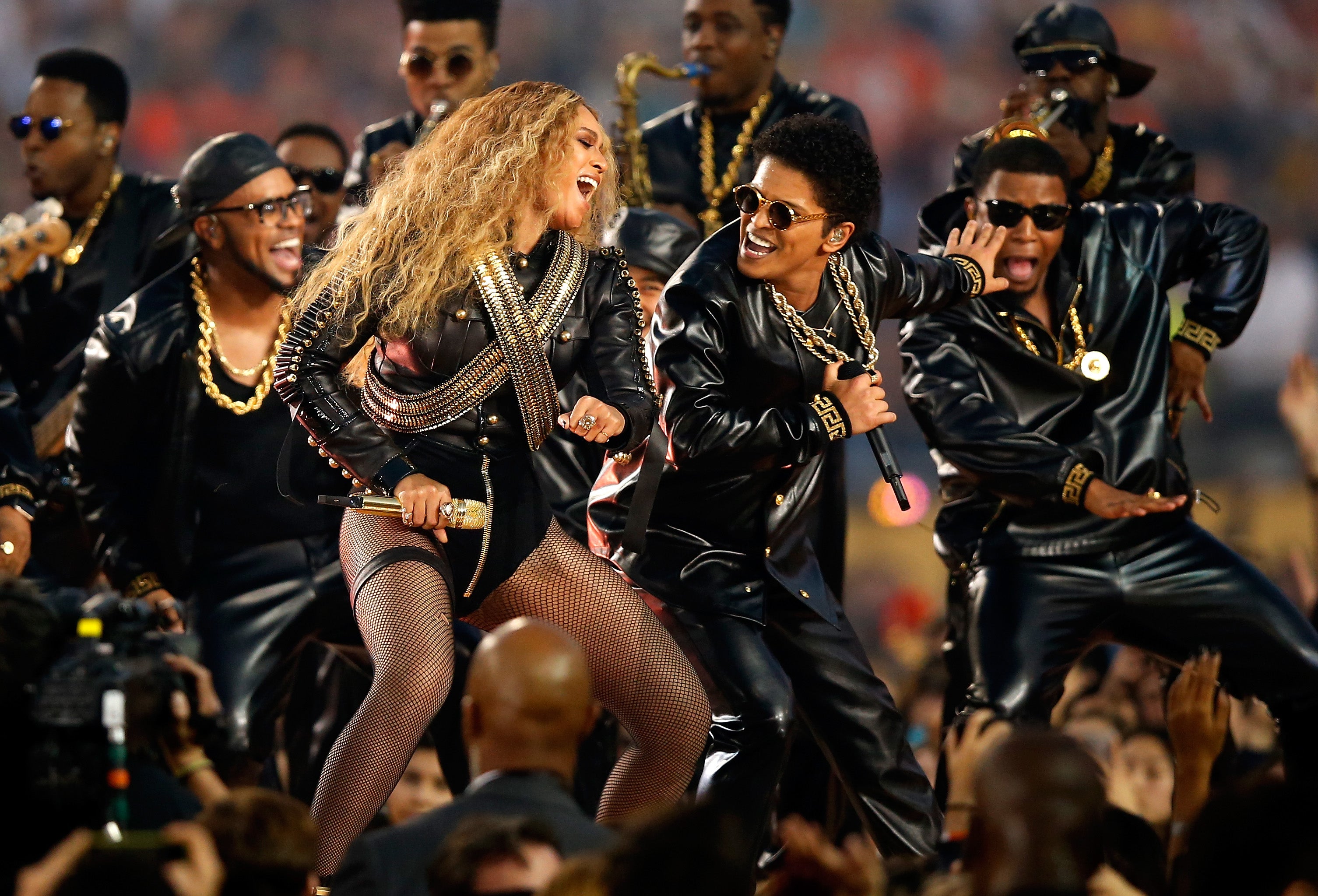 Super Bowl 2023: The biggest fashion moments in halftime show