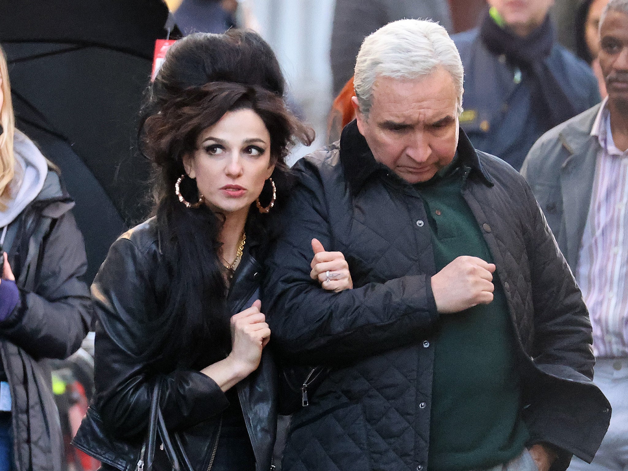 Marisa Abela as Amy Winehouse and Eddie Marsan as her father Mitch filming the new Amy Winehouse biopic ‘Back to Black’