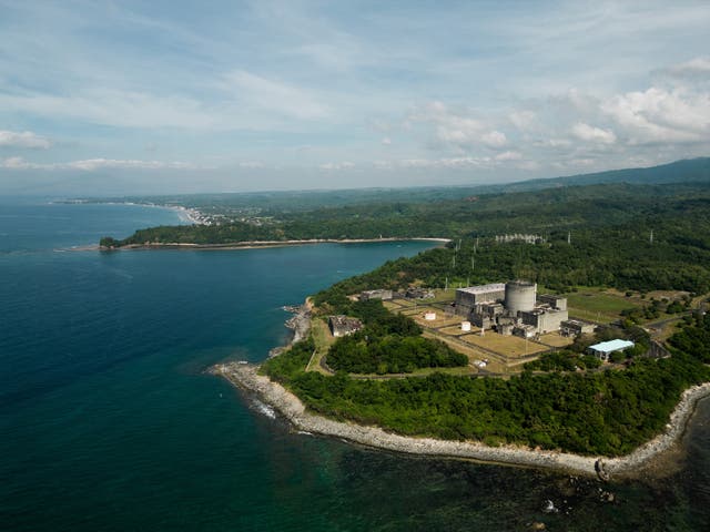 <p>Work on the Bataan plant stopped in 1986 </p>