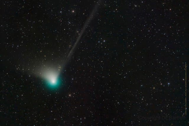 <p>Approaching Comet</p>