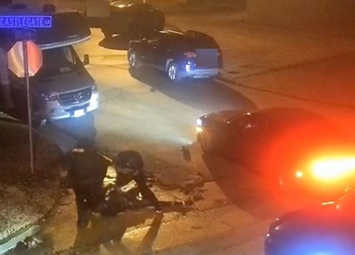 Tire Nichols vücut kamerası görüntüleri, Memphis polis memurlarının övündüğünü gösteriyor