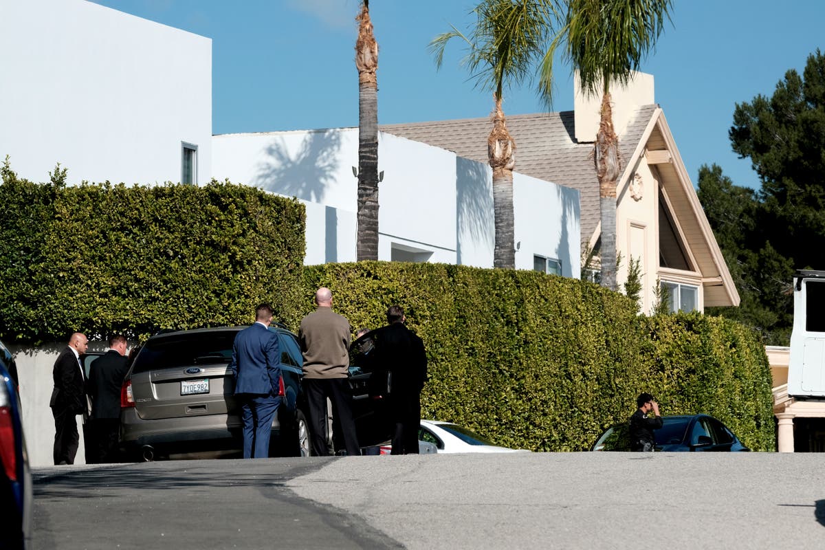 Authorities ID 3 killed in shooting at home in Los Angeles