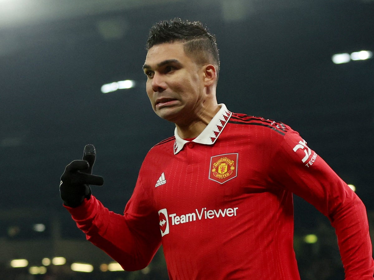 Casemiro inspires Man Utd past Reading to reach FA Cup fifth round