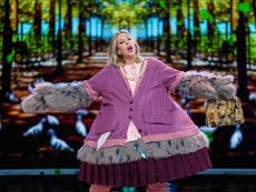 Pigeon revealed as Katherine Ryan on The Masked Singer 