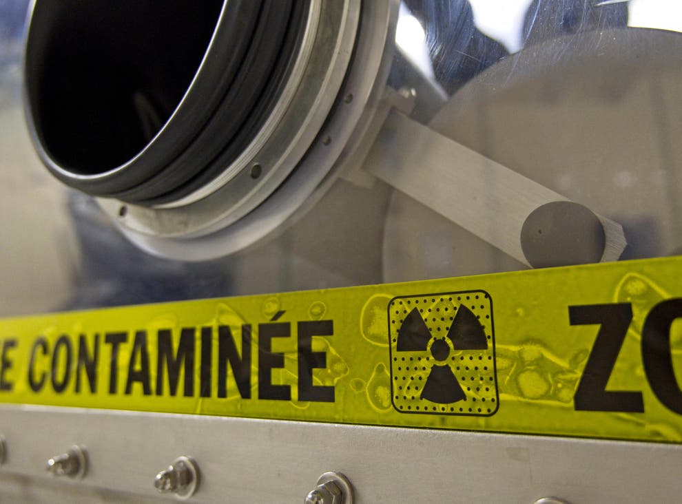 Australia: Officials Hunt for Missing Radioactive Capsule