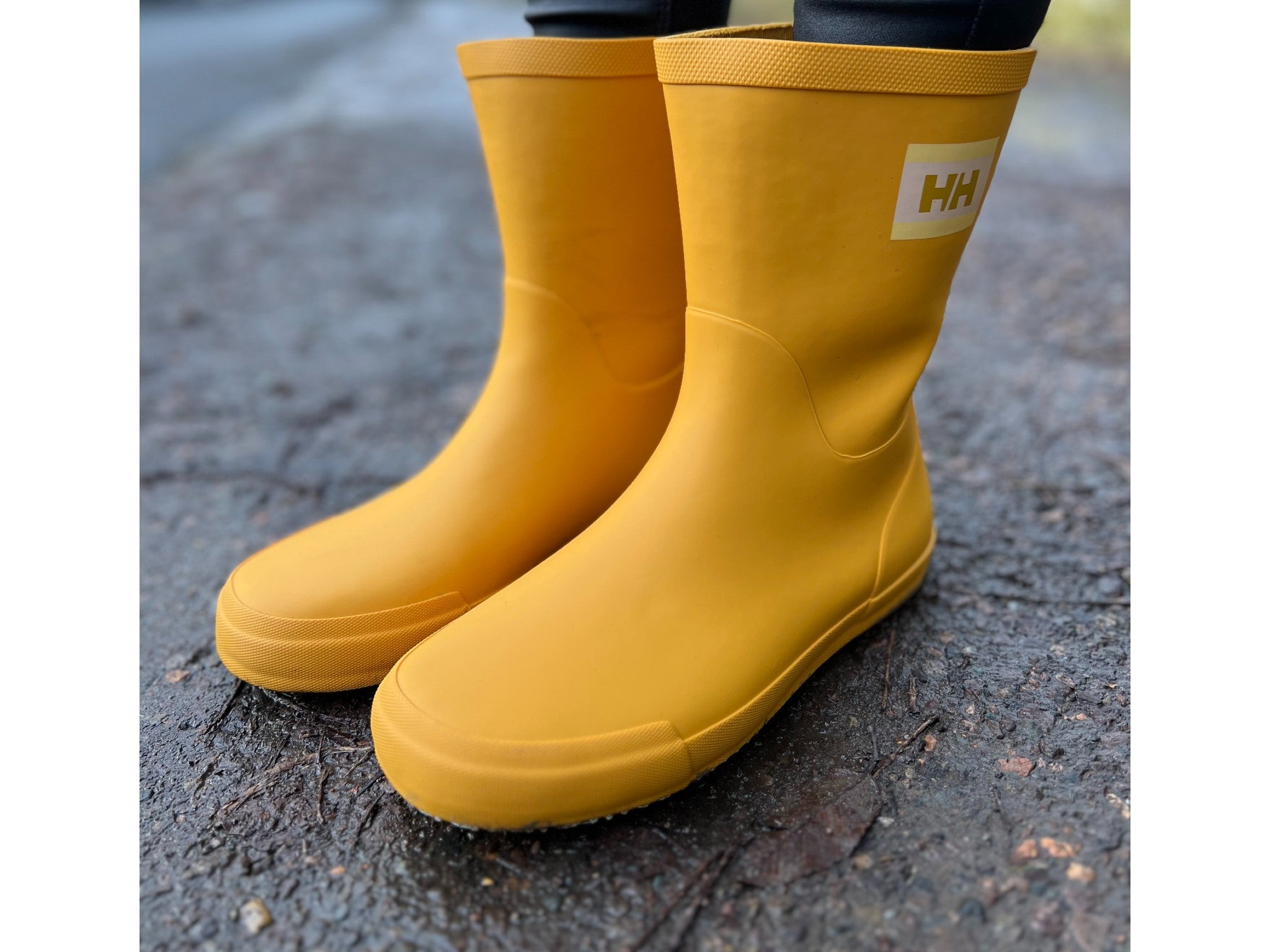 Helly Hansen women’s nordvik 2 rubber boots, yellow