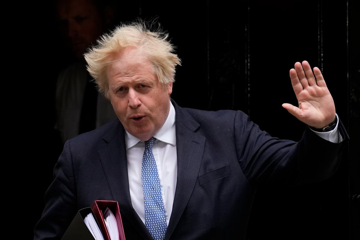 Boris Johnson says Putin said he could hit him with missile