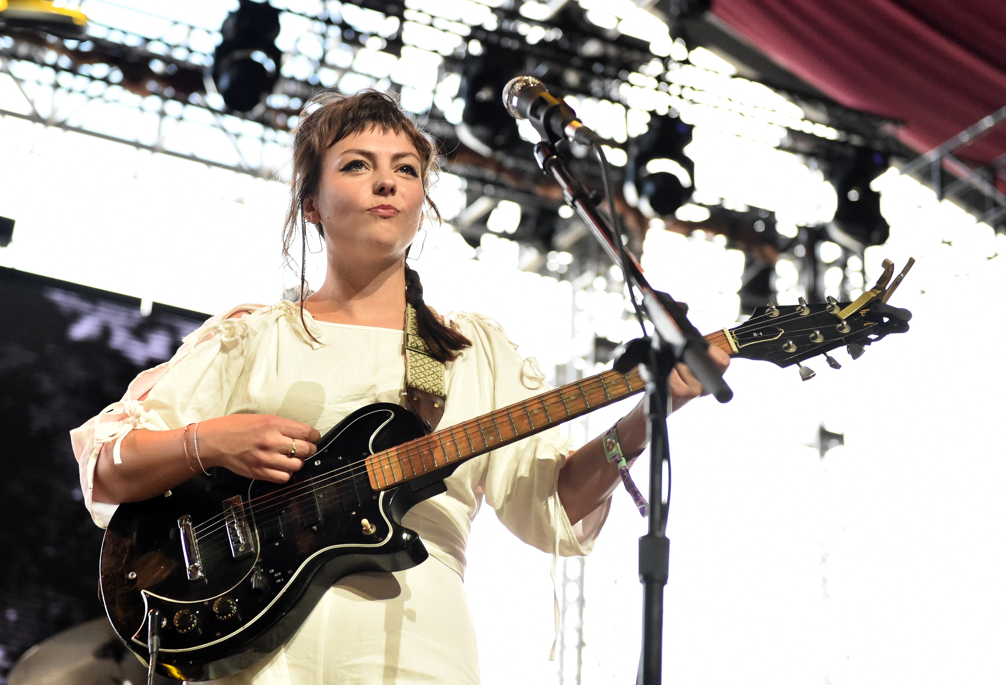 Angel Olsen is one of many contemporary artists to have covered or paid tribute to Cline