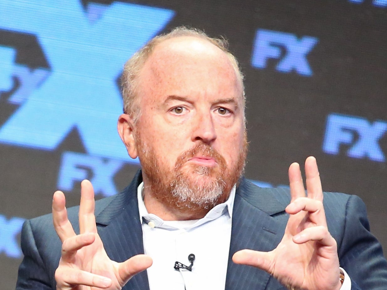 Podcast host makes withering point about ‘cancel culture’ outside Louis