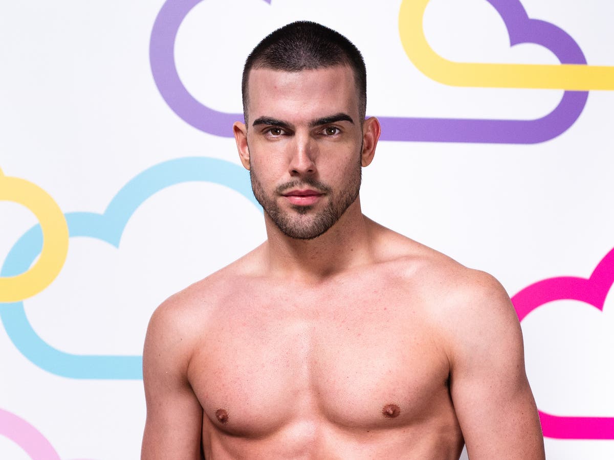 Who is Aaron Waters? Love Island bombshell’s age, hometown, Instagram