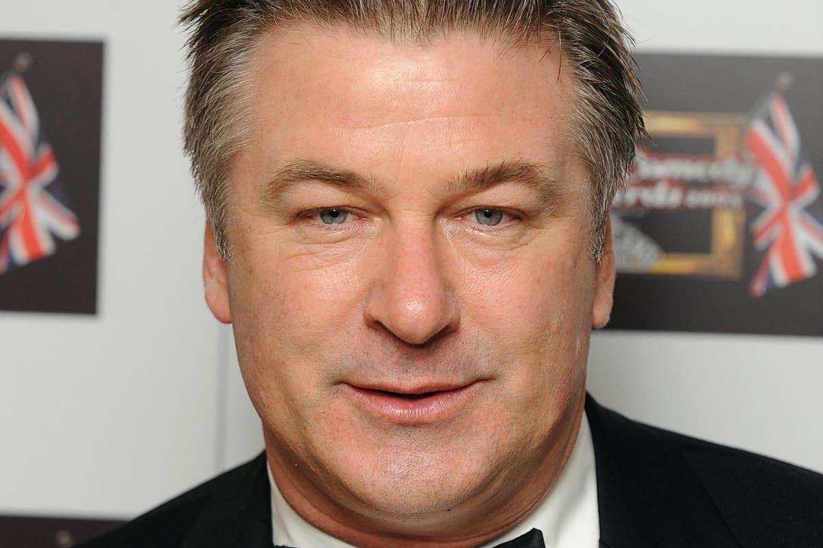 Alec Baldwin formally charged over shooting of Halyna Hutchins on Rust movie set