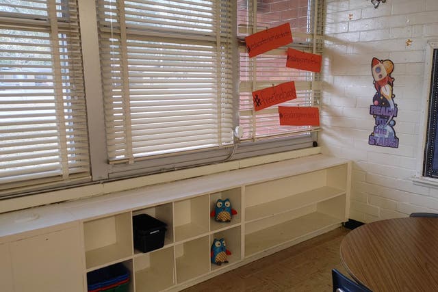 <p>An image shared by Andrea Phillips of her classroom emptied of books following advice from her school district to remove all non-vetted books. </p>
