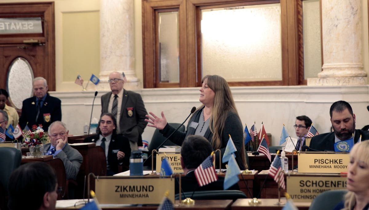 South Dakota Senate censures, reinstates suspended lawmaker