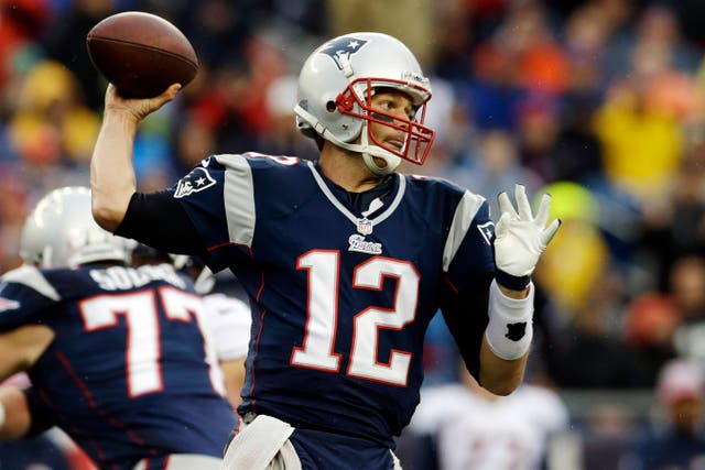 <p>Robert Kraft wants Tom Brady to retire as a Patriot </p>