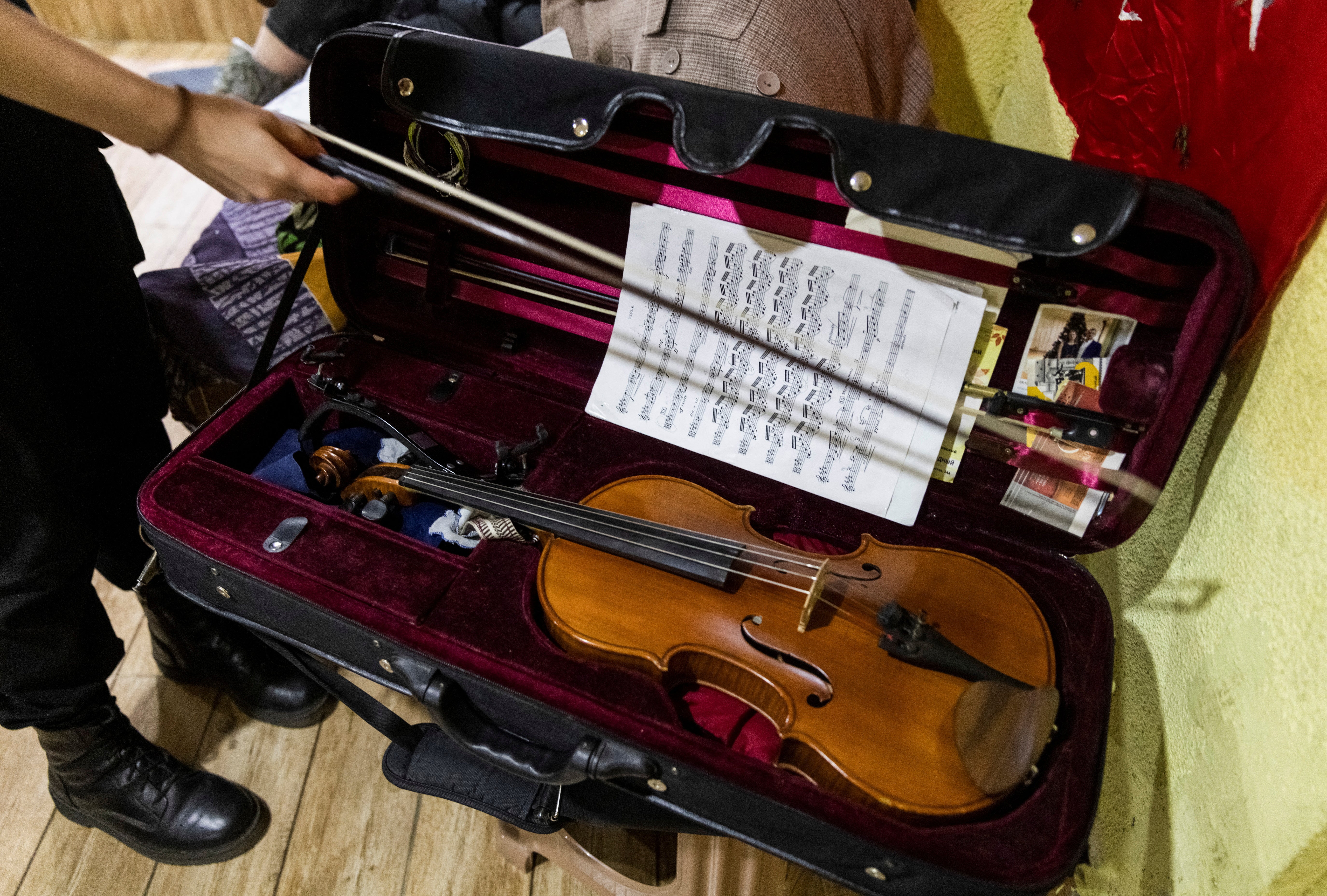 Antropov is trying to build the small orchestra of Russian musicians