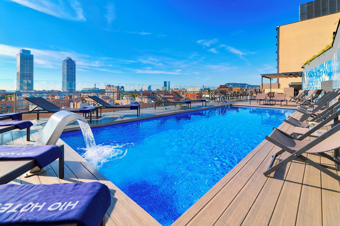Sunbathe in style at chic hotel H10 Marina Barcelona
