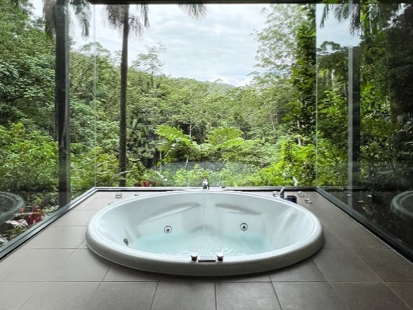 Crystal Creek Rainforest Retreat plunges guests among the trees