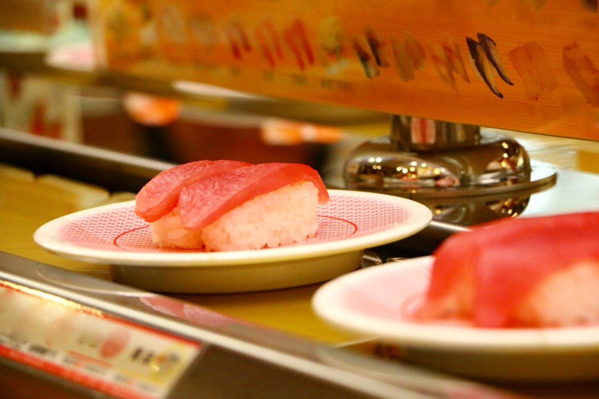 Behold the Super-Fast Japanese Sushi-Making SushiBots - Eater