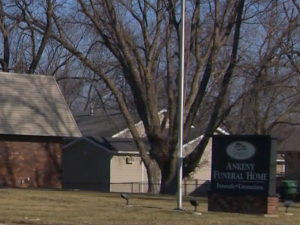 Iowa care centre sends still-live resident to funeral home in body bag