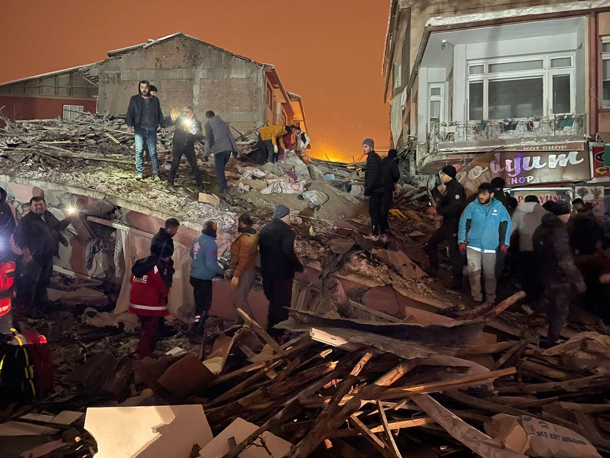 Turkey earthquake – live: Hundreds killed in seven Turkish provinces and Syria after 7.8 magnitude quake