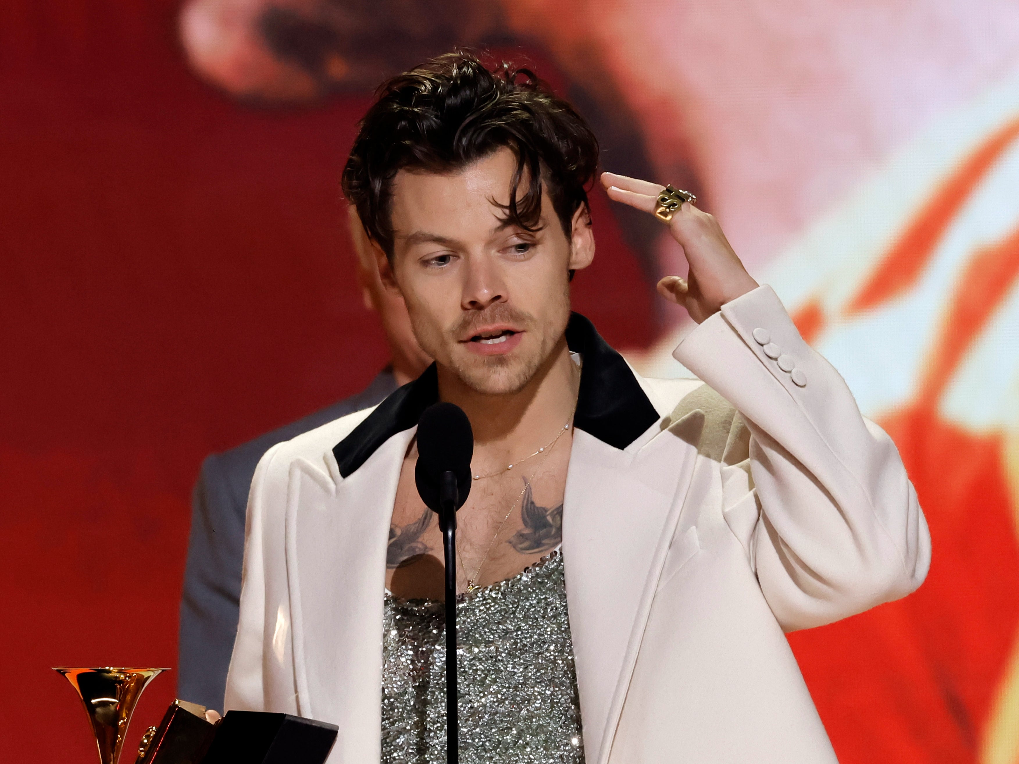 Harry Styles Wins Grammy For Album Of The Year - TrendRadars