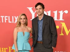 Fans think Reese Witherspoon and Ashton Kutcher looked awkward posing together on red carpet: ‘Water and oil’