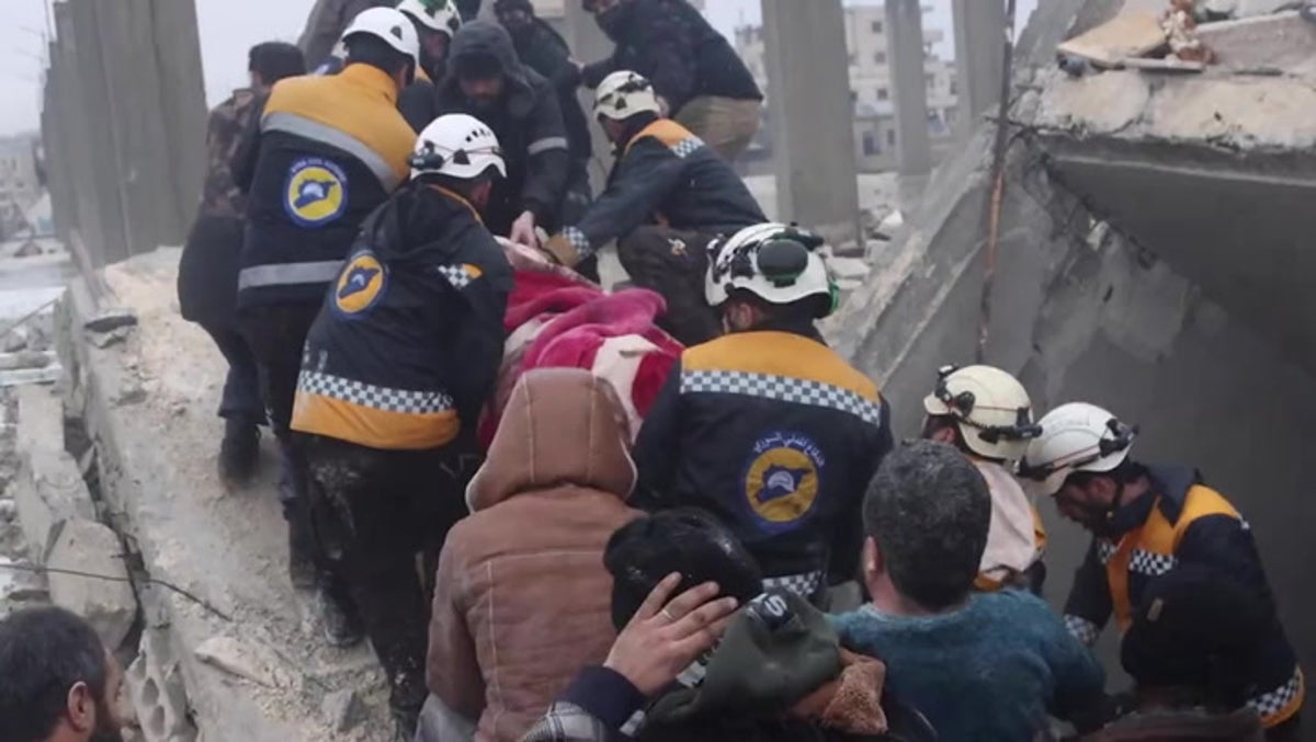 Moment child and parents pulled alive from rubble after Syria earthquake
