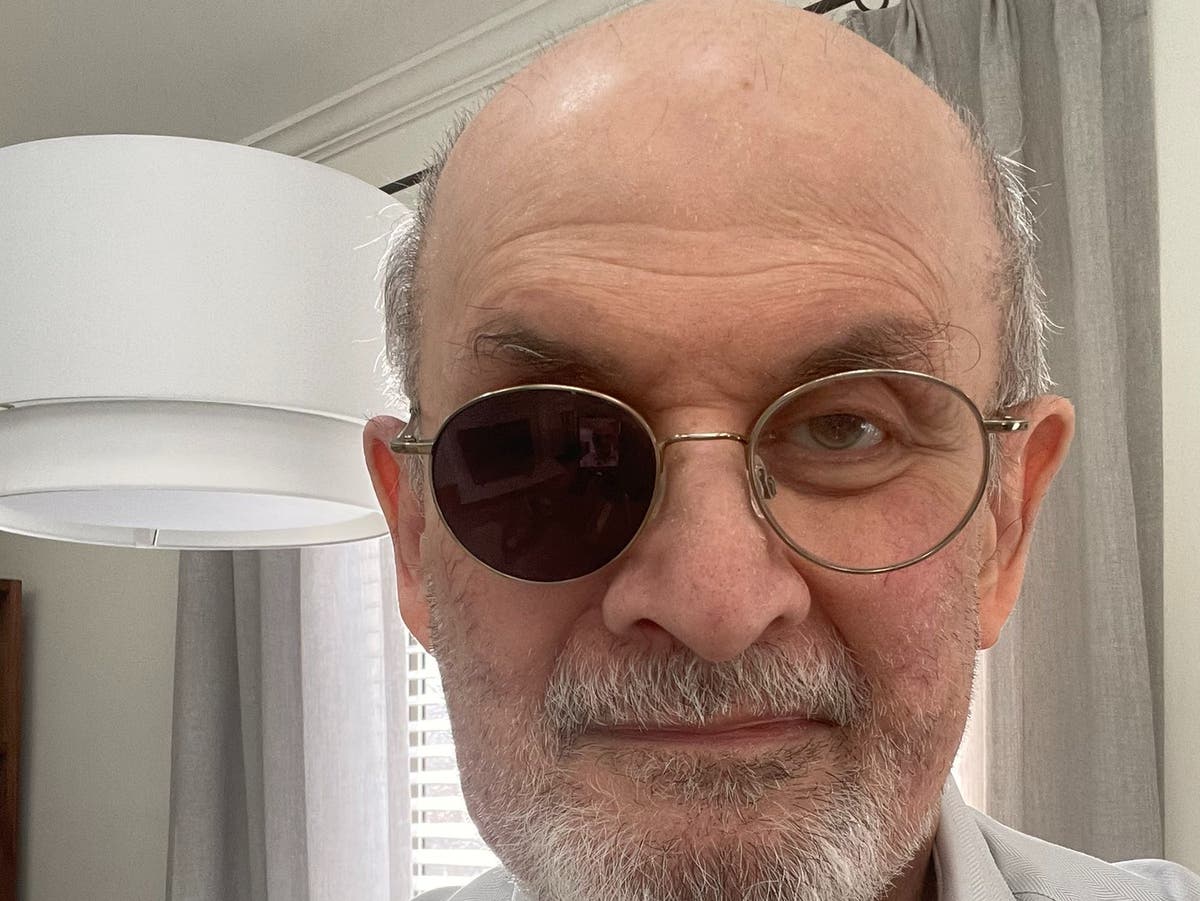 &lsquo;What I actually look like&rsquo;: Salman Rushdie shares first selfie since being partially blinded in 2022 stabbing
