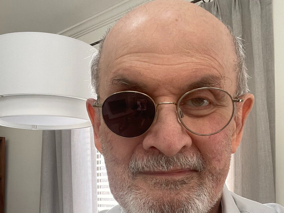 ‘What I actually look like’: Salman Rushdie shares first selfie since being partially blinded in 2022 stabbing