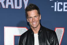 Tom Brady divides fans after posting shirtless mirror selfie in his boxers to complete bet: ‘Get a job’