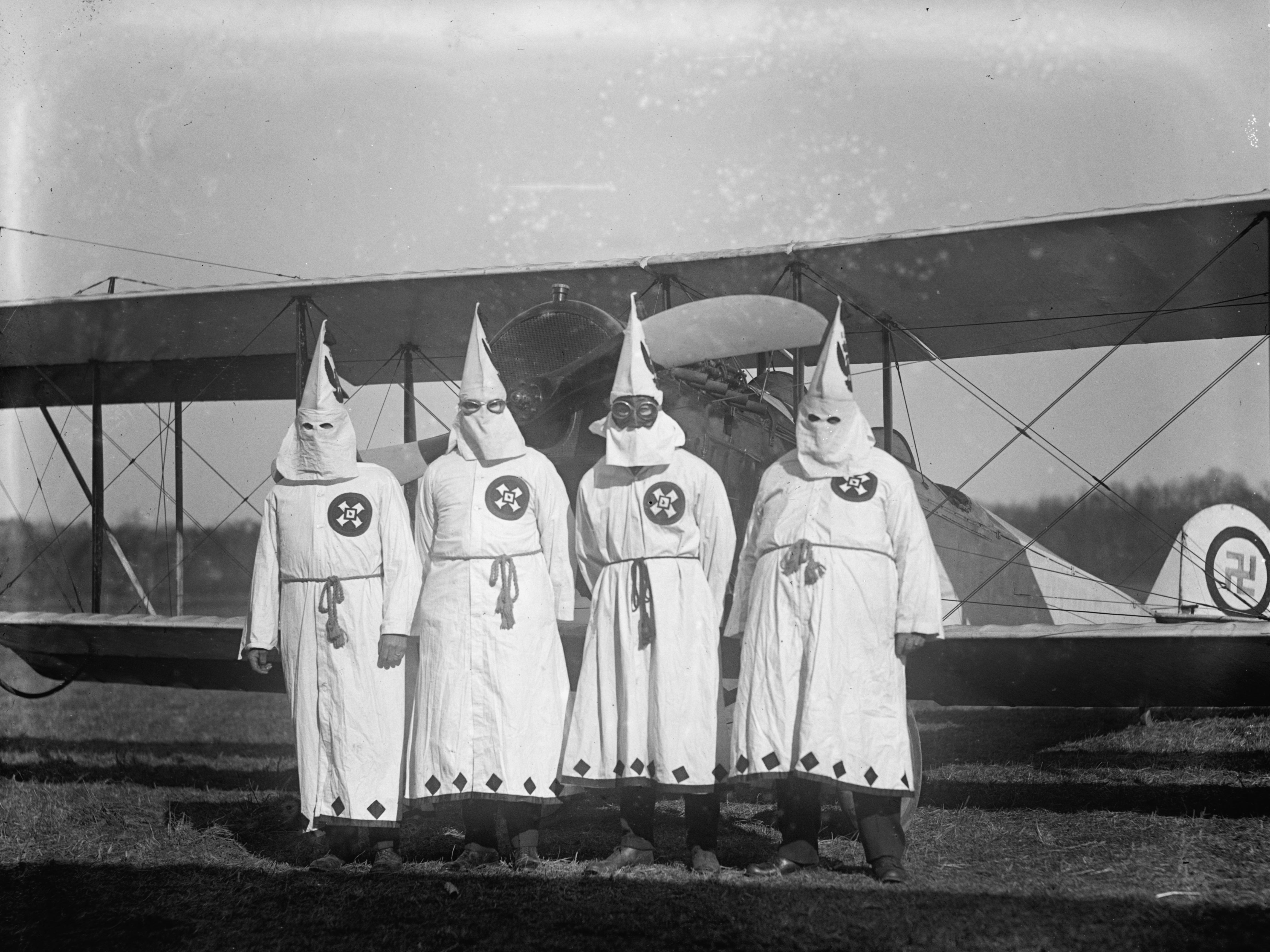 Klan members prepare to take flight over Virginia in 1922