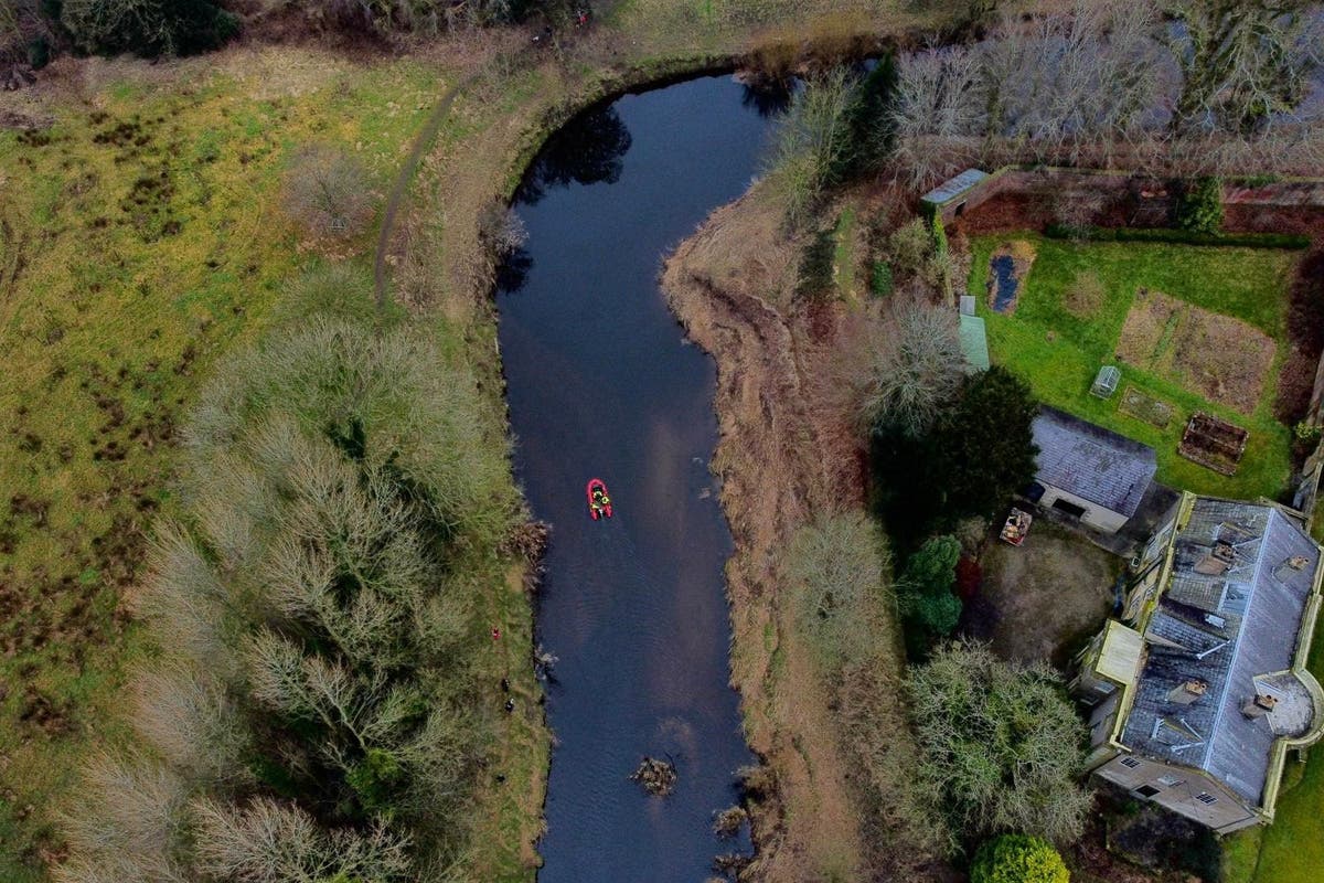 Anger as selfie-taking conspiracy theorists make Nicola Bulley scene a ‘tourist spot’ Anger as selfie-taking conspiracy theorists make Nicola Bulley scene a ‘tourist spot’