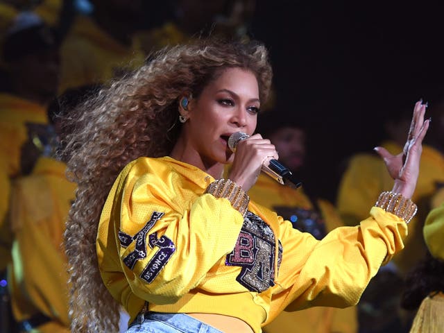 <p>Beyonce performing at Coachella 2018</p>