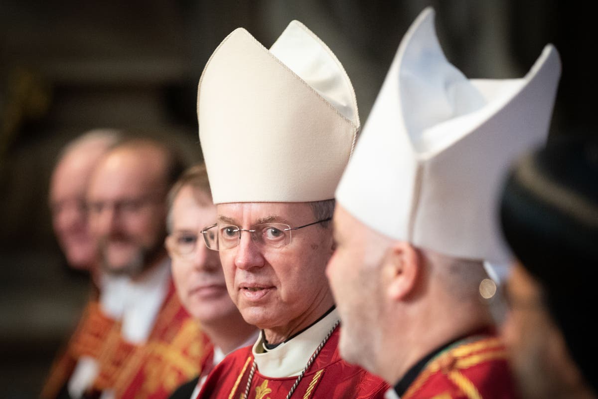 Protesters call for gay marriage rights as Church of England Synod meets