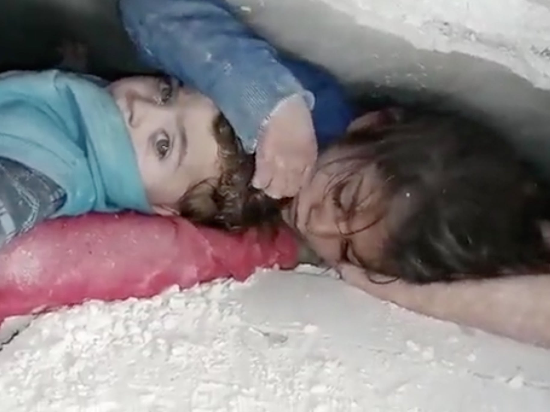 Turkey earthquake Trapped in ruins, girl protects her brother for 36 hours as they wait to be saved The Independent
