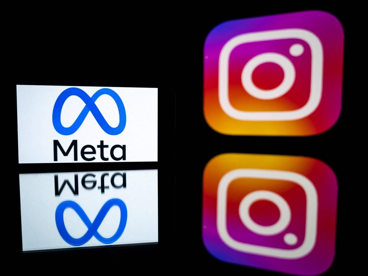 Instagram and Twitter appear to suffer outage as users find they are unable to post