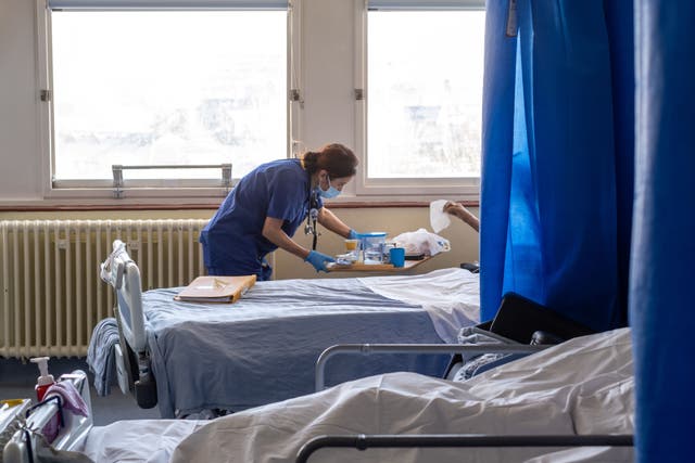 <p>The crisis in Britain’s A&E departments has been linked to more than 15,000 deaths in 18 months</p>