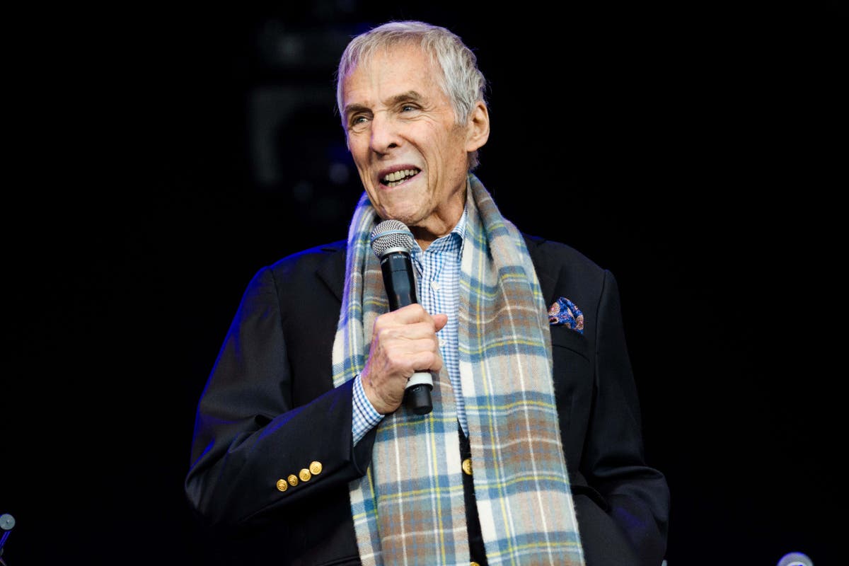 Burt Bacharach&rsquo;s death &lsquo;like losing a family member&rsquo;, says Dionne Warwick